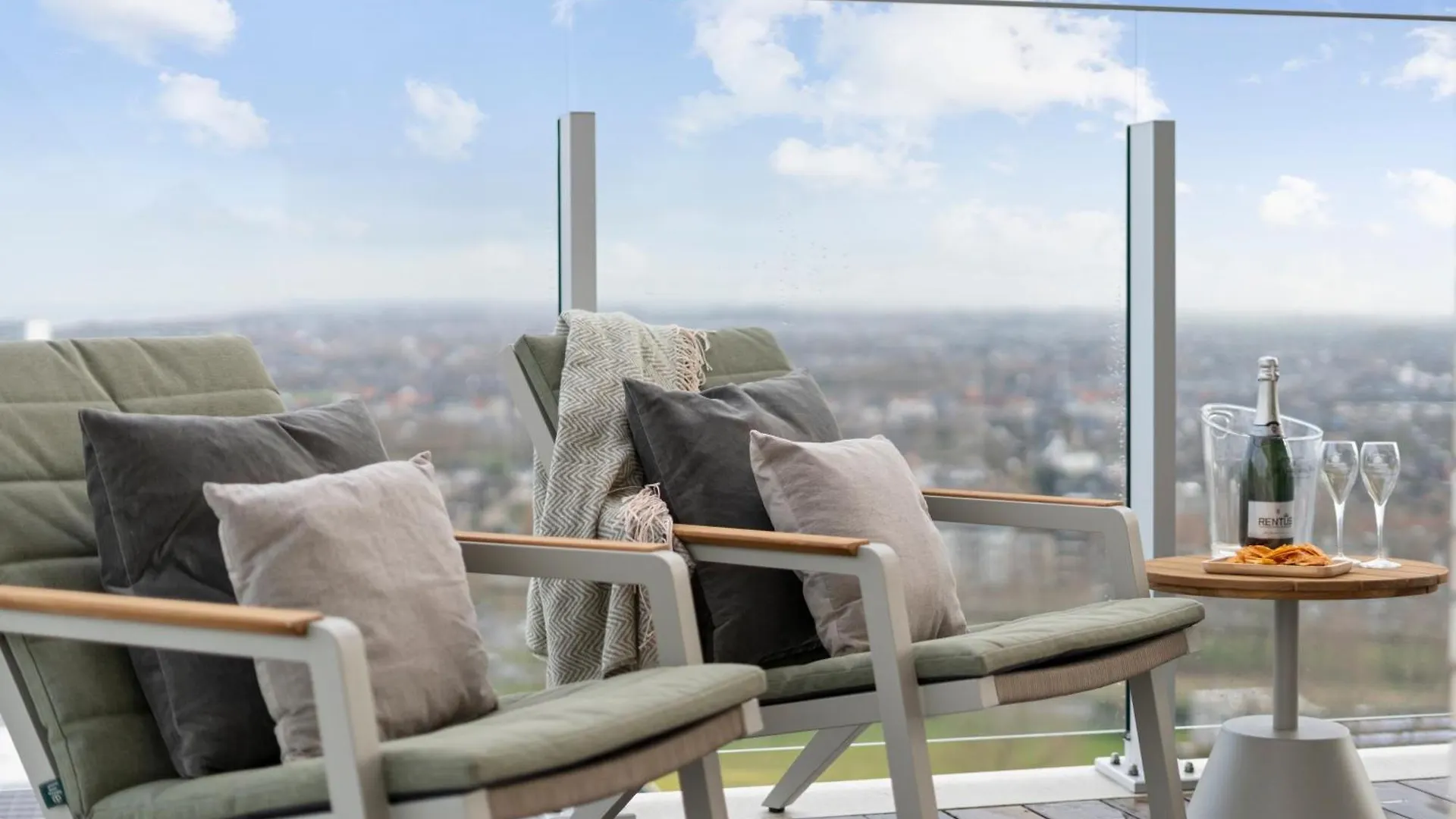 Rashelle - With Stunning Views Of The North Sea Apartment Ostend Belgium