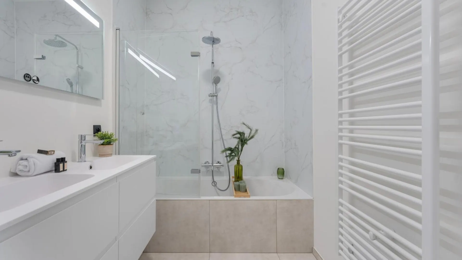 Rashelle - With Stunning Views Of The North Sea Apartment Ostend